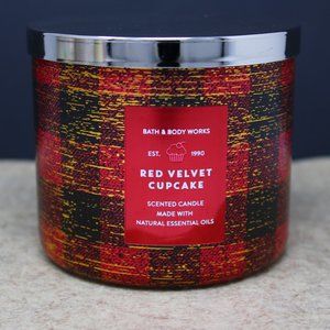 NWT Red Velvet Cupcake Bath and Body Works 3-Wick Candle 14.5oz